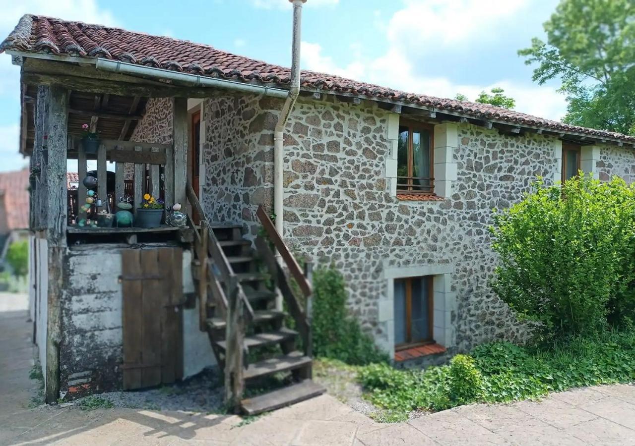 Tranquille Vienne Gites A Chirac Dept Charente Extérieur photo