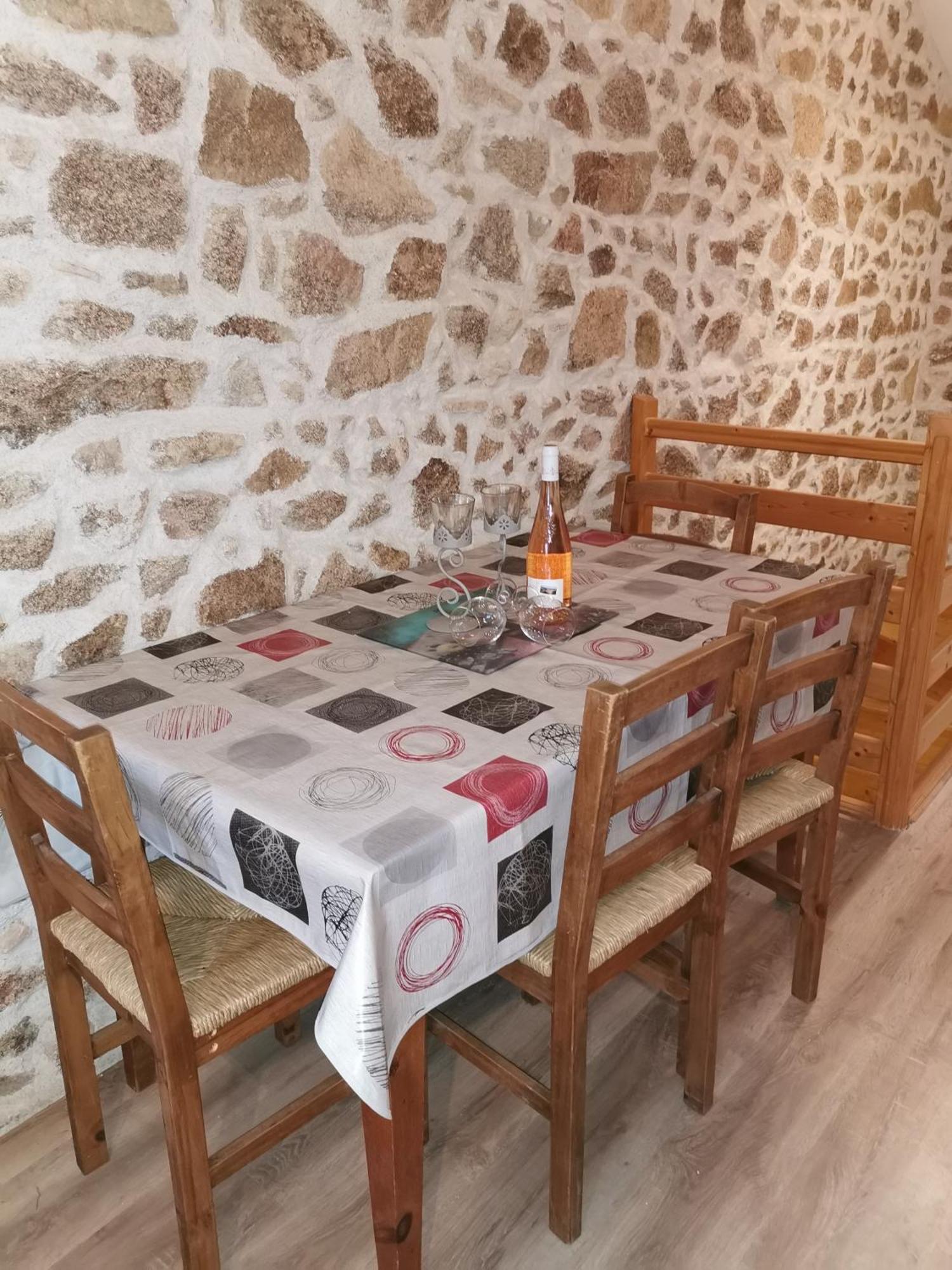 Tranquille Vienne Gites A Chirac Dept Charente Extérieur photo